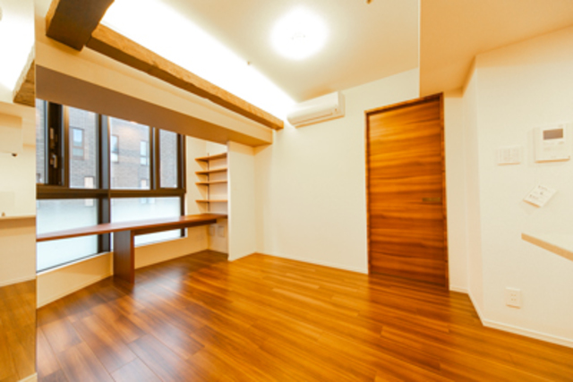 ＮＪＫ ＭＡＲＱＵＩＳ ＯＭＯＴＥＳＡＮＤＯ 1403 - 223570