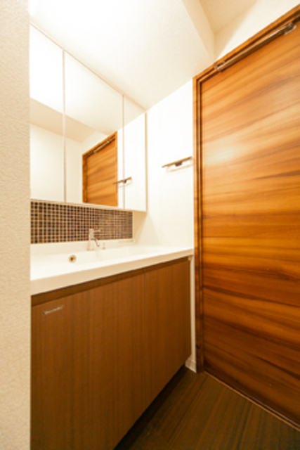 ＮＪＫ ＭＡＲＱＵＩＳ ＯＭＯＴＥＳＡＮＤＯ 1403 - 223575