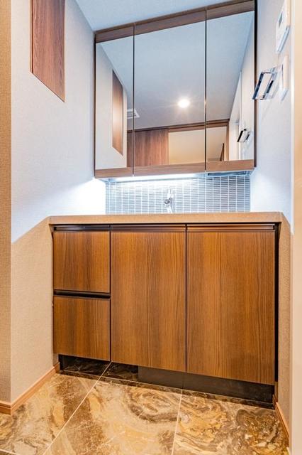 Opus Residence Minami Aoyama 404 - 224533
