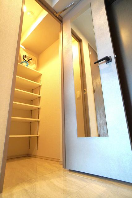 J. GRAN Court Shinagawa Nishi-Oi WEST 111 - 239642