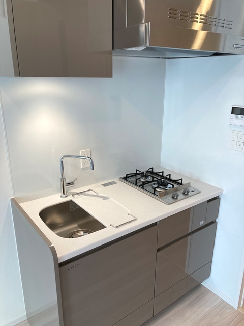 Latetest Shirokanedai 101 - 290514