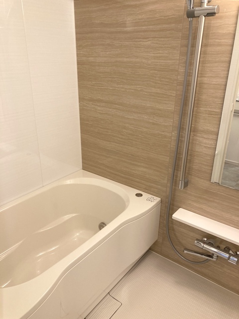 Latetest Shirokanedai 101 - 290515