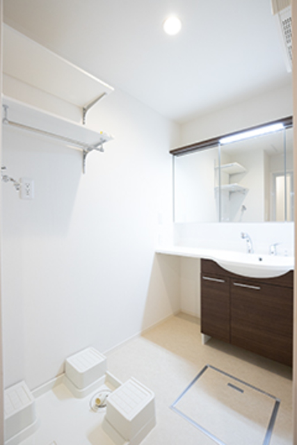 Rafine Nakano 201 - 249712