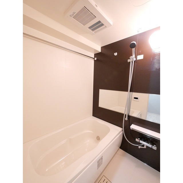 Alpha Court Oji 2 902 - 266253