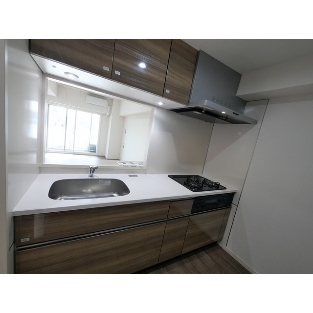 Alpha Court Oji 2 902 - 266252