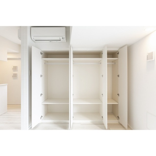 KURAMAE 214 401 - 266377