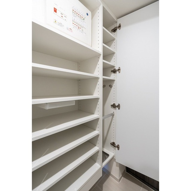 コンフォリア・リヴ東池袋 502 - 286381