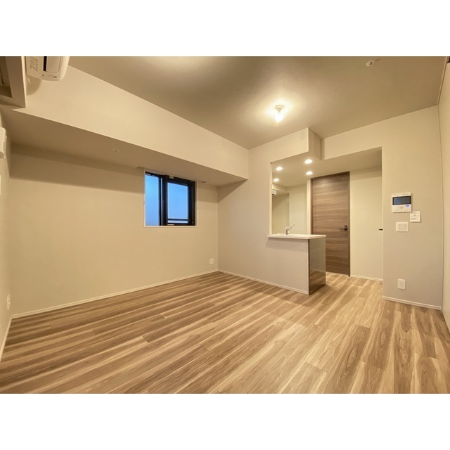 J. River Ueno Iriya Place 401 - 266887