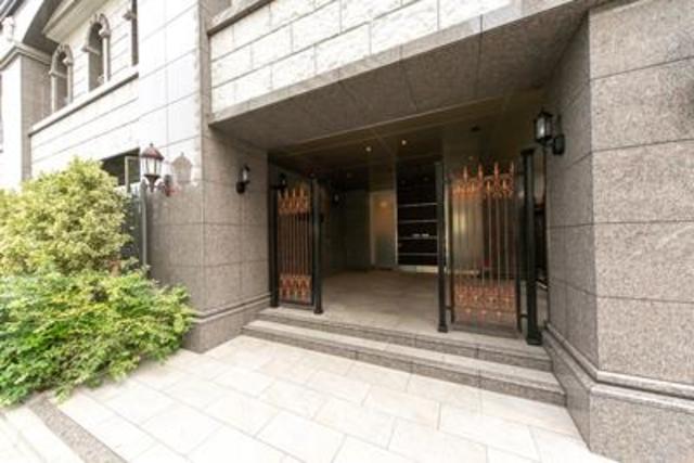 Grand Palace Tokyo Yaesu Avenue 411 - 270190