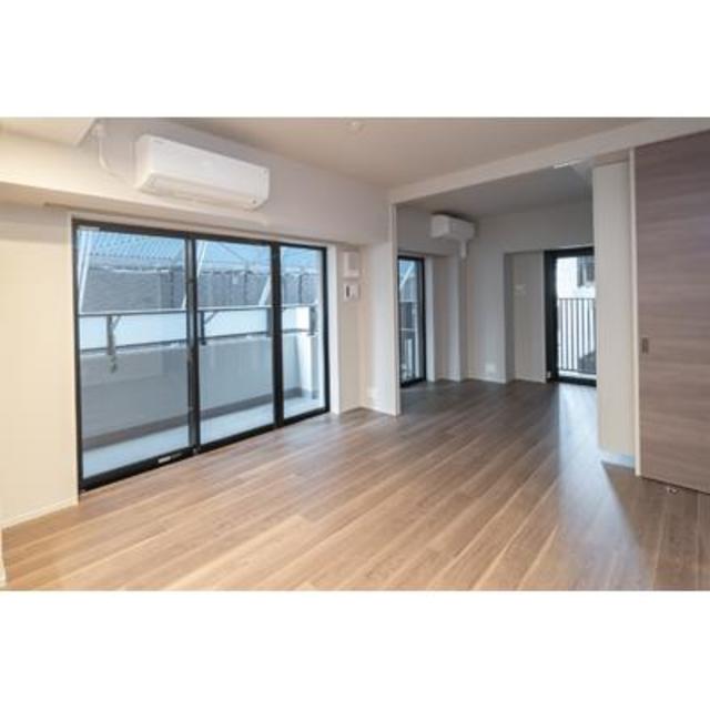 Geo Yotsuya Arakicho 606 - 271659