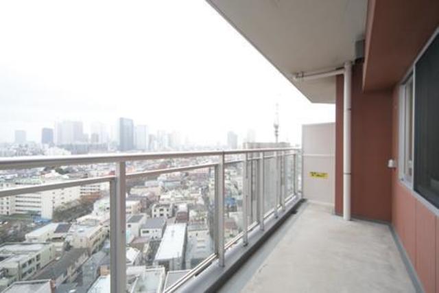 Unison Tower 1405 - 279088