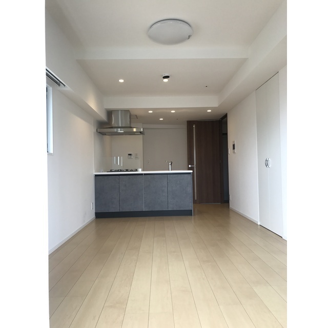 Asul Kita-Ueno 1104 - 281106