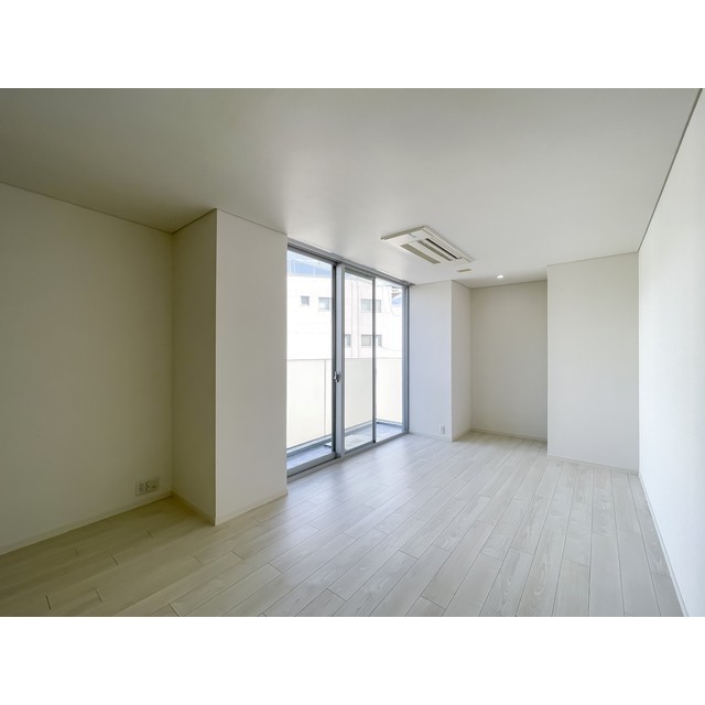 Quest Court Harajuku 501 - 281727