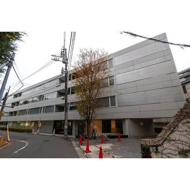 Quest Court Harajuku 501 - 281717