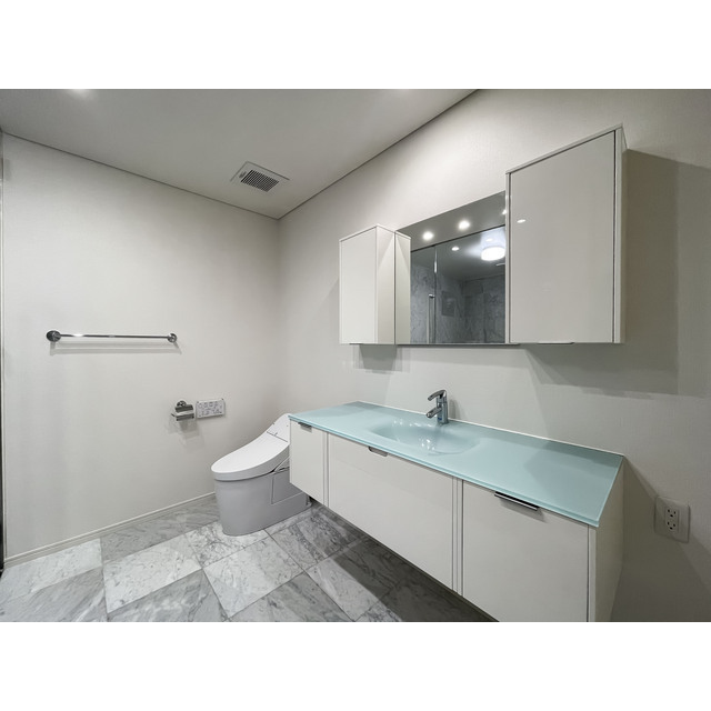 Quest Court Harajuku 501 - 281725