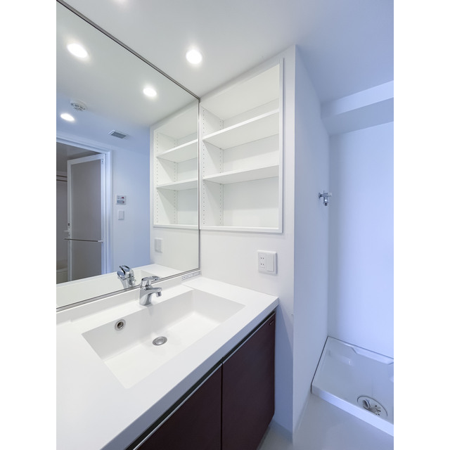 Conforia Komaba 311 - 285945