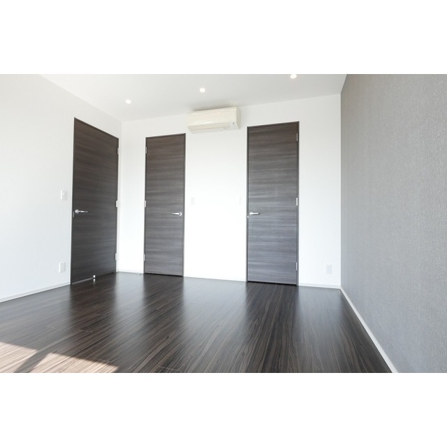 コンフォリア新宿イーストサイドタワー 2811 - 286152