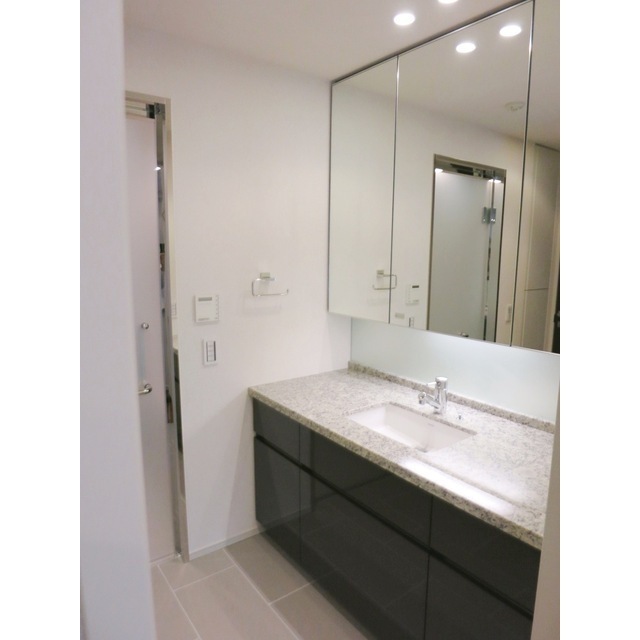 ザ・パークハウス広尾羽澤 233 - 283674