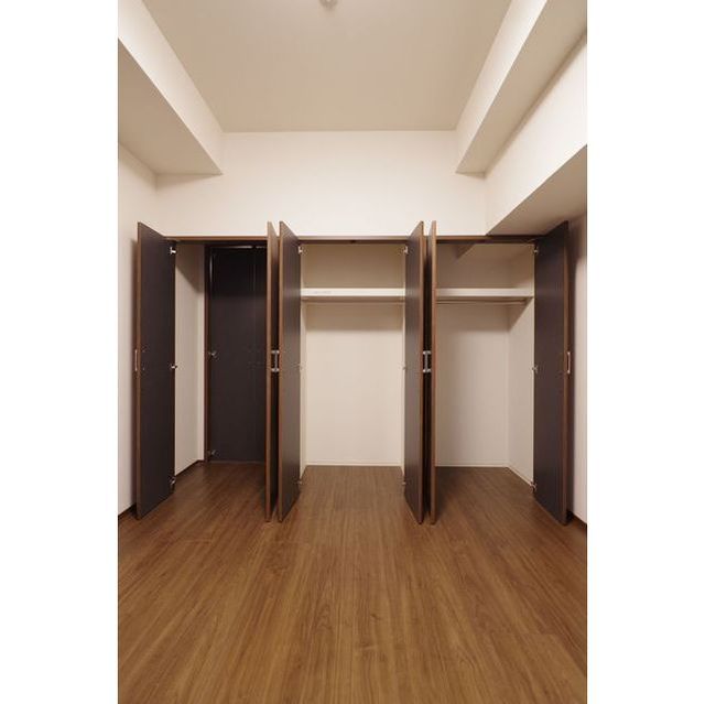 Stylio Kamata II 206 - 283951