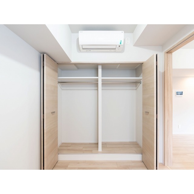 Duo Flats Shinozaki 601 - 284187