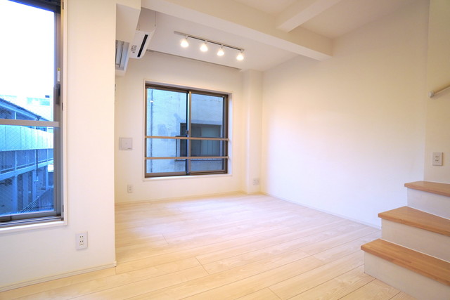 AGRATIO TERRACE Ebisu 215 - 292556