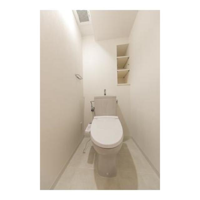 Centennial Tower 403 - 292603