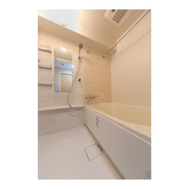 Centennial Tower 403 - 292602