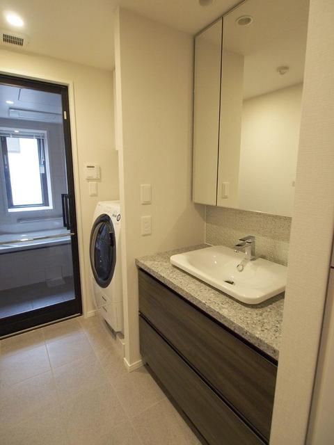 パークアクシスプレミア表参道 303 - 293090