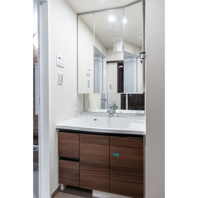 市谷台町坂フロント 504 - 293821