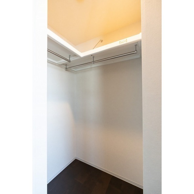 Well Square Nishi-Shinjuku 5-chome 401 - 294219