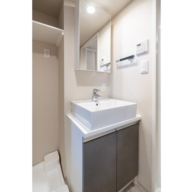 Well Square Nishi-Shinjuku 5-chome 403 - 294233