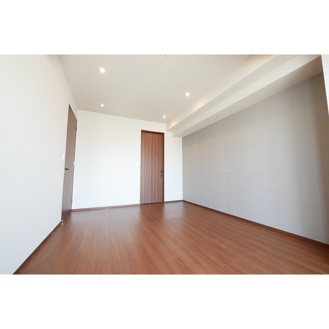 Conforia Shinjuku East Side Tower 2718 - 297136