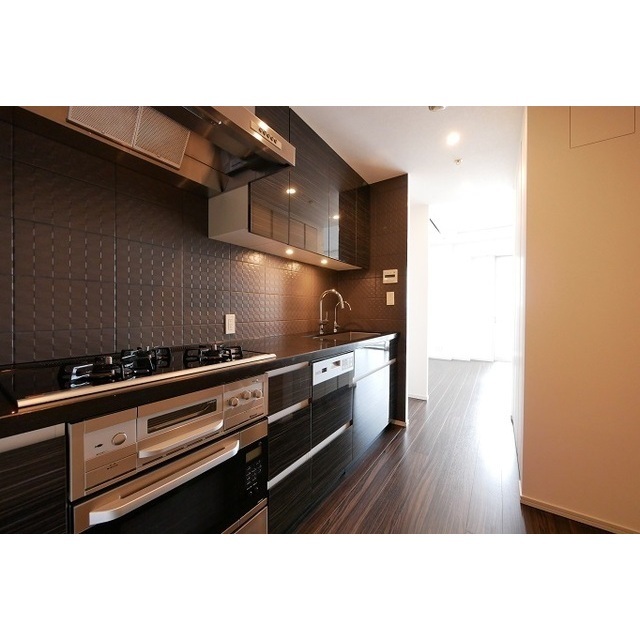 Conforia Shinjuku East Side Tower 2807 - 299871