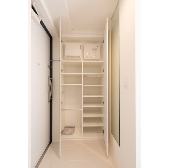 コンフォリア東新宿 518 - 299915