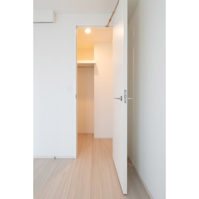 コンフォリア東新宿 518 - 299910