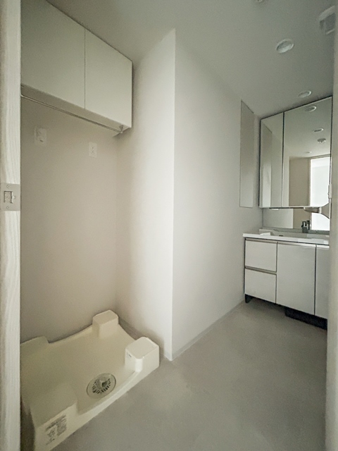 ロイヤルパークス品川 711 - 302091