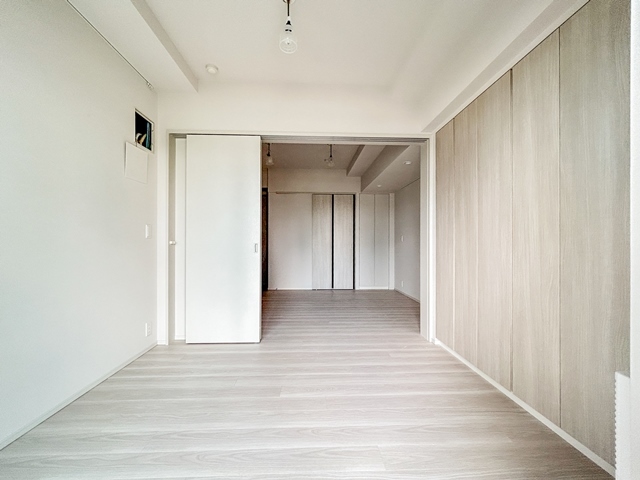 ロイヤルパークス品川 711 - 302088