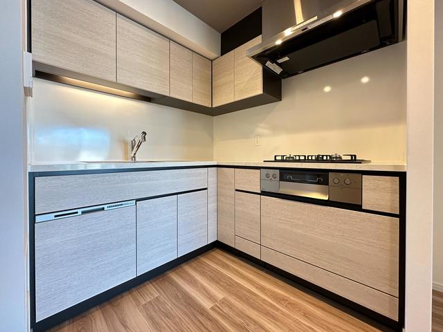 ＨＡＲＵＭＩ ＦＬＡＧ ＳＵＮ ＶＩＬＬＡＧＥ Ｄ棟 1107 - 302314