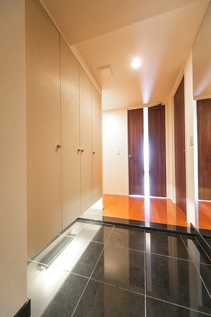 THE TOKYO TOWERS C Tower 4409 - 301007