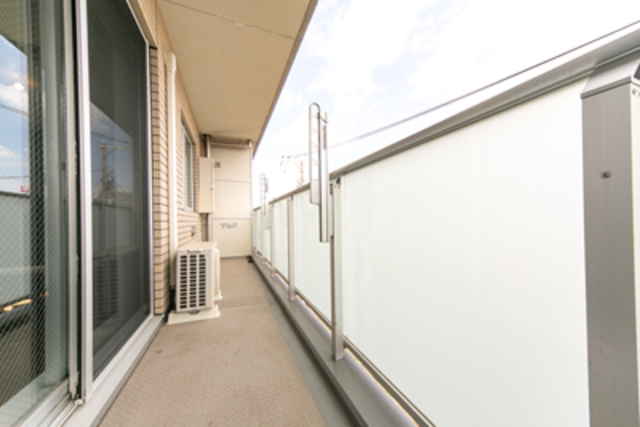 ラグゼガーデン松原 303 - 305998