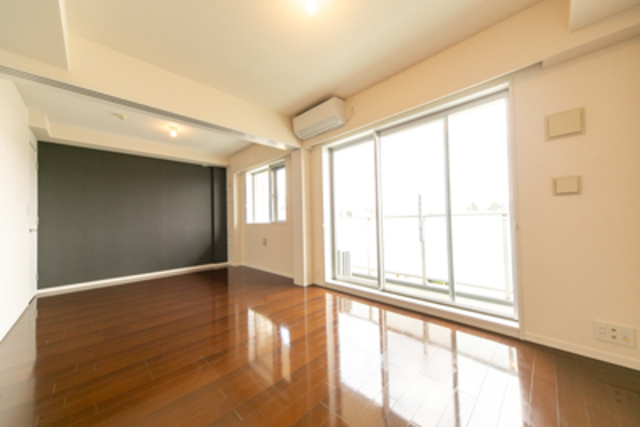 ラグゼガーデン松原 303 - 305988