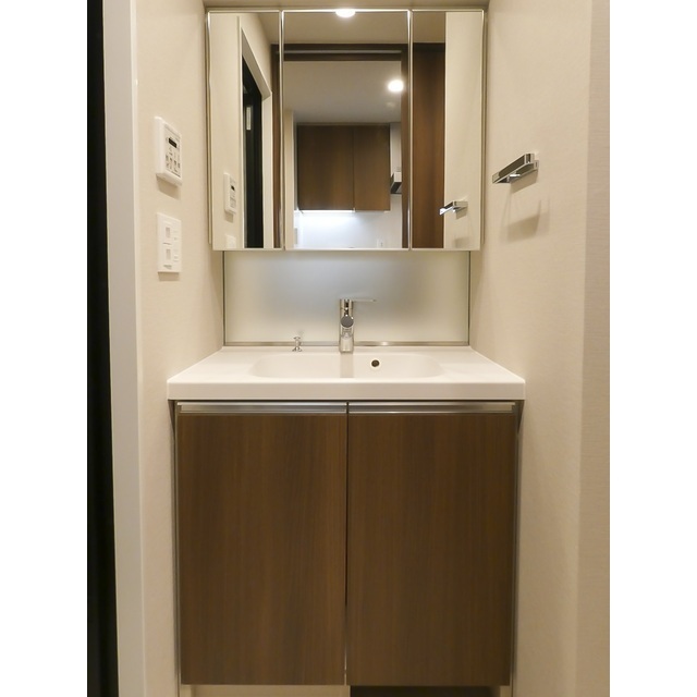 LIBR GRANT 西新宿EAST 805 - 319333