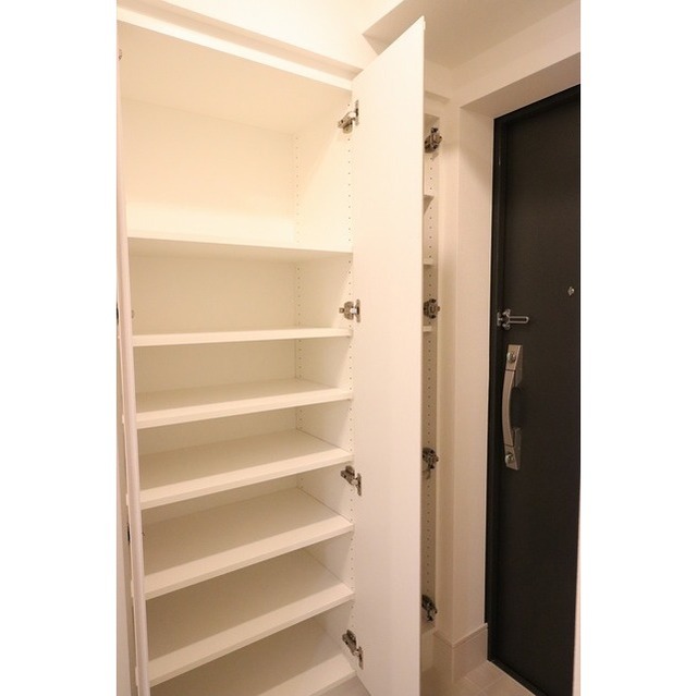 コンフォリア新宿 703 - 322442